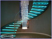 oświetlenie schodów żyrandol światłowodowy