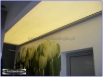 oświetlenie LED na korytarzu