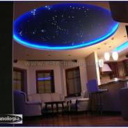 oświetlenie LED salonu i gwieździste niebo ekskluzywny salon