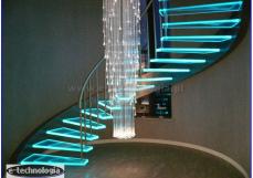 Żyrandol Światłowodowy Korona, podświetlenie schodów, świetliste schody